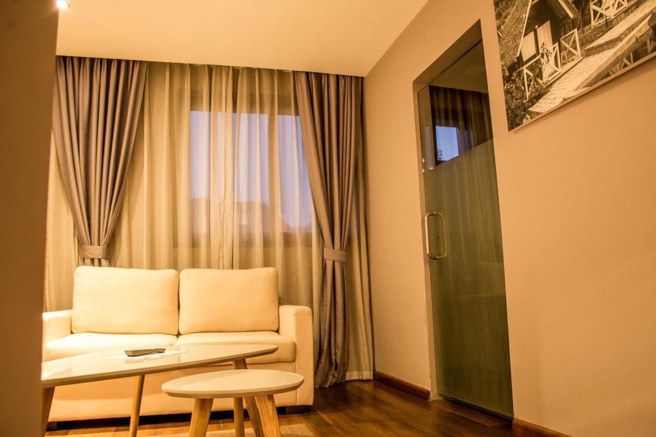 Havana Resort アンタナナリボ エクステリア 写真